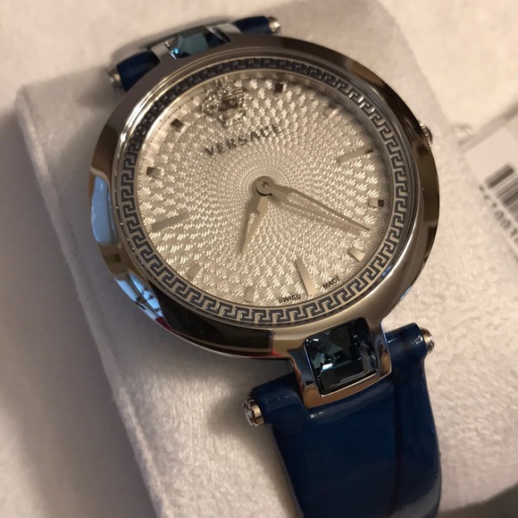 Versace Womens Watch - Picture 5 of 16